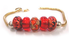 Venetiaurum Crimson