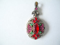 Glitters Pendant