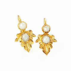 Leafy Pearls Earrings