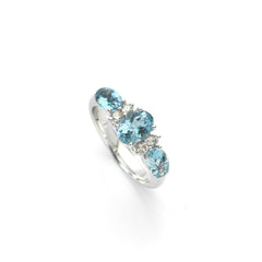 Classy Ring